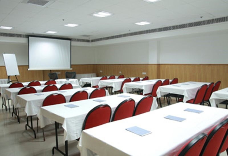 Chirag Residency Otel Yeni Delhi Dış mekan fotoğraf